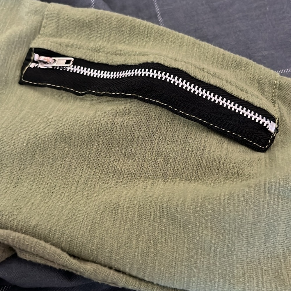 Olive Green Long Sleeve Utility Shirt Zip Sleeve Pocket Size L - Picture 4 of 6
